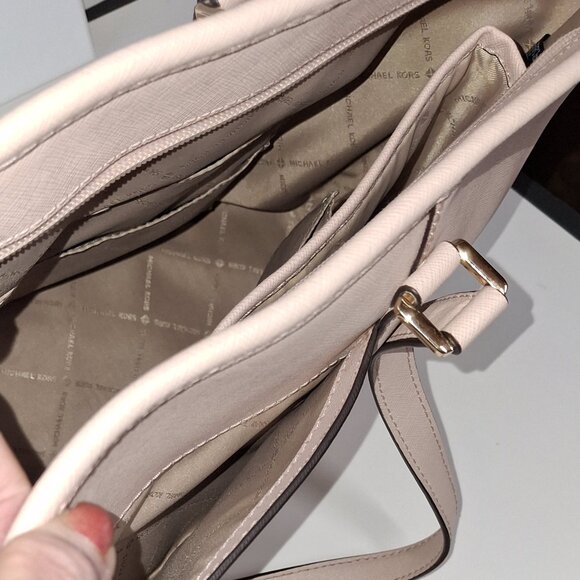 Michael Kors SADY Fawn Leather Bag Notebook Laptop Shoulder 35T7GD4T7L - Picture 8 of 13